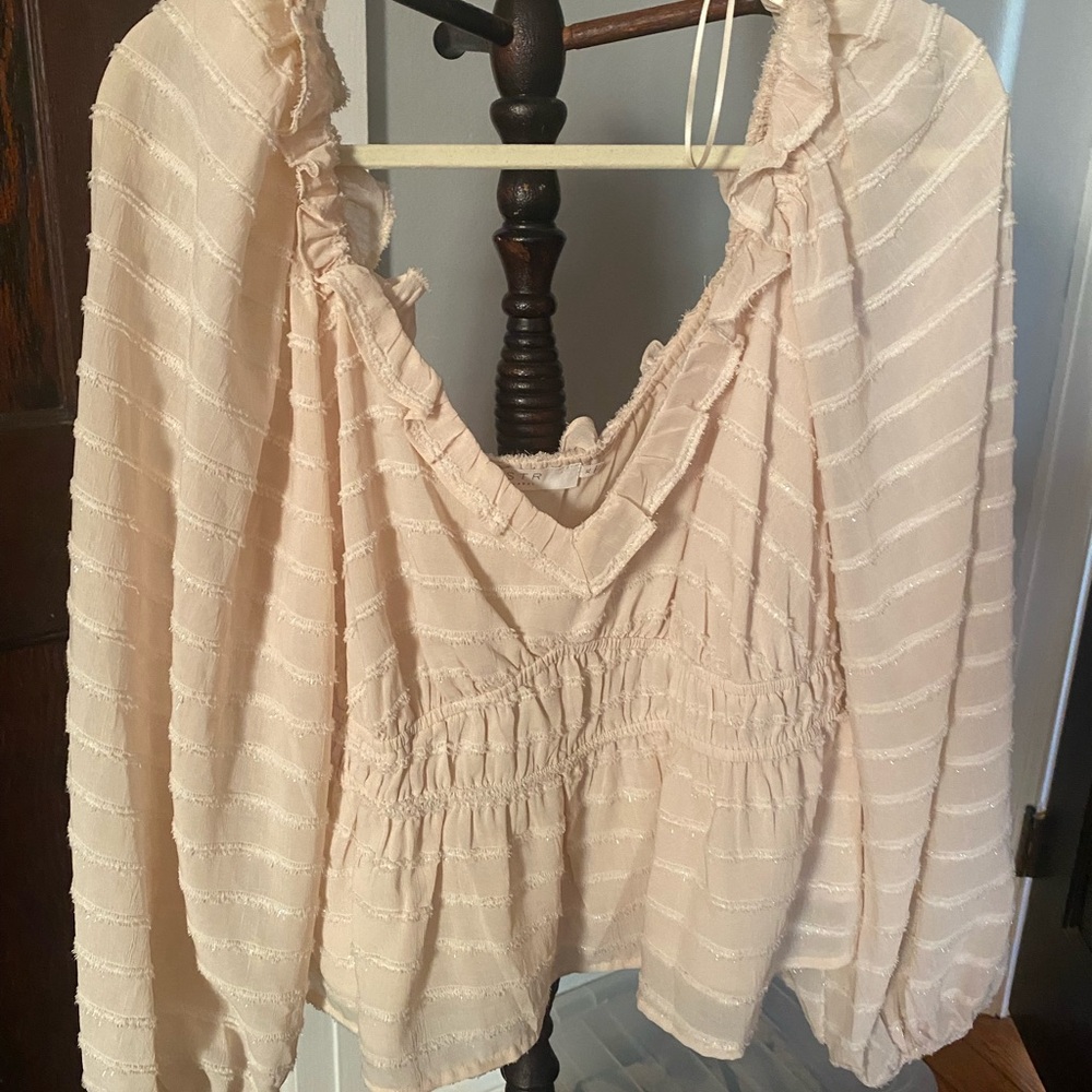 ASTR Shimmer Blouse XL